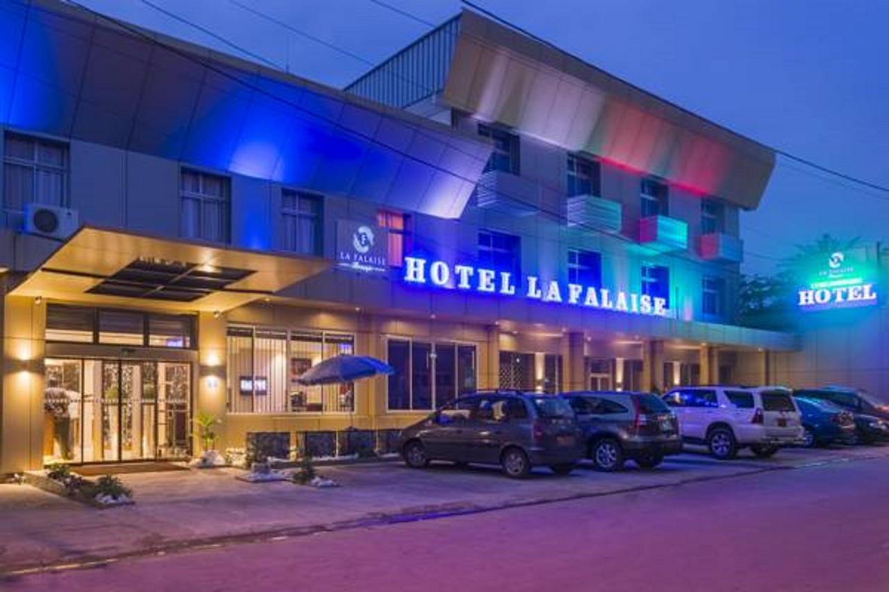Hotel La Falaise Bonanjo Douala Exteriör bild