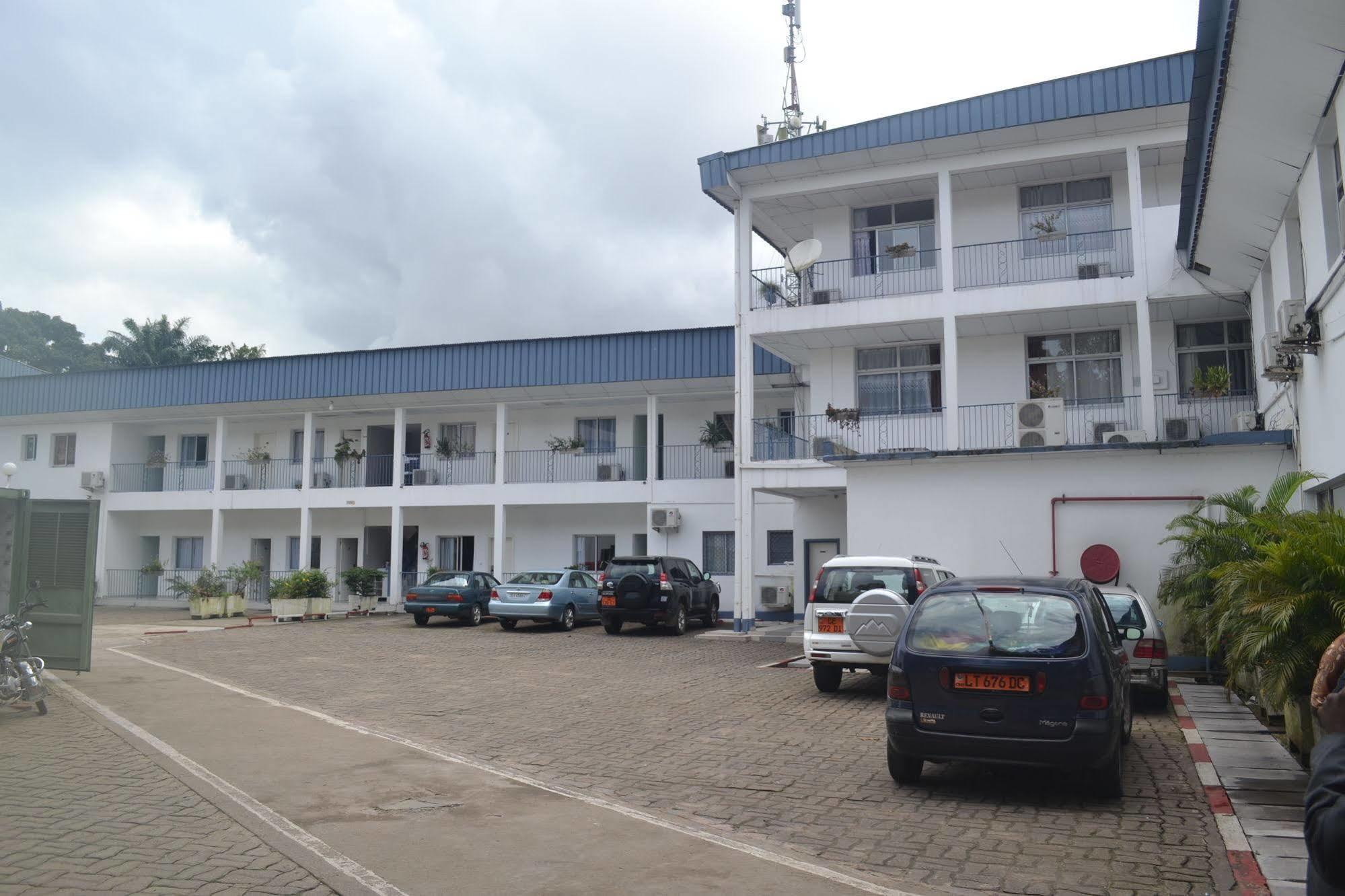 Hotel La Falaise Bonanjo Douala Exteriör bild